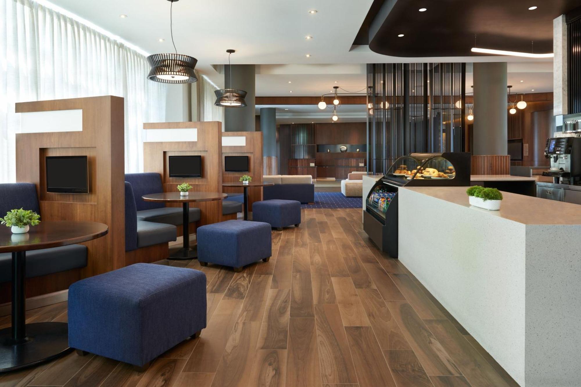 Residence Inn By Marriott Calgary Airport Exterior photo